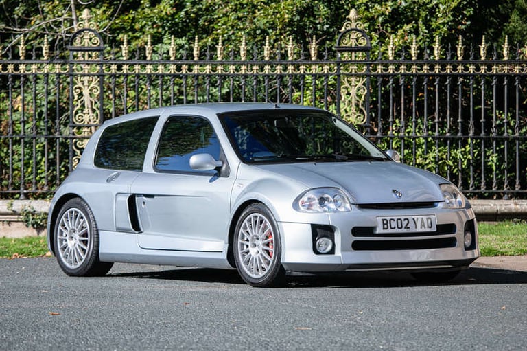 2002 Renault CLIO SPORT V6 3.0 V6 24V Renaultsport 3dr HATCHBACK PETROL Manual