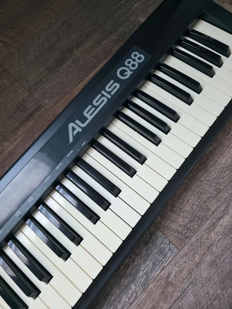 image for Alesis Q88 88-Key USB/MIDI Keyboard Controller