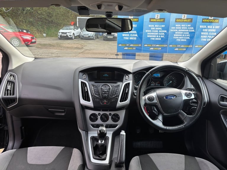 Ford, FOCUS, Hatchback, 2014, Manual, 1560 (cc), 5 doors