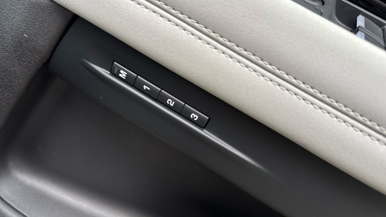 2020 Land Rover Range Rover Evoque 2.0 P200 R-Dynamic SE 5dr Auto Petrol Hatchback Hatchback Petr...