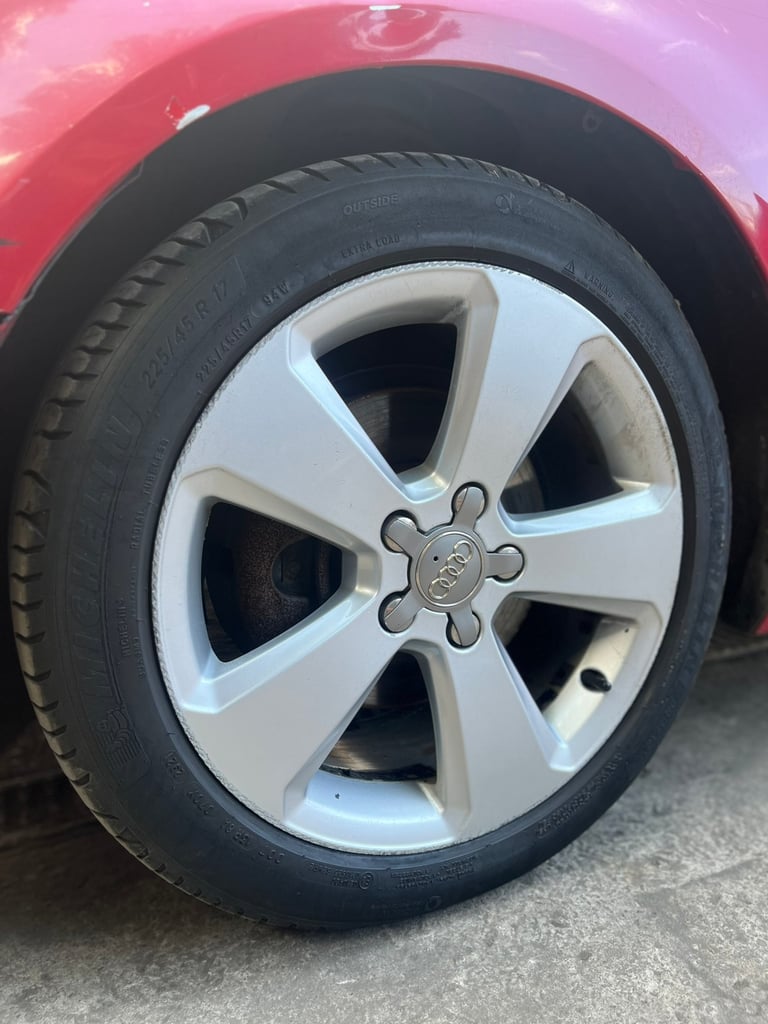 AUDI A3 8V HATCHBACK 5DR RED LY3J 2013-17 FOR BREAKING