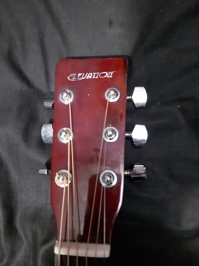 Elevation W100NA full size steel string acoustic guitar