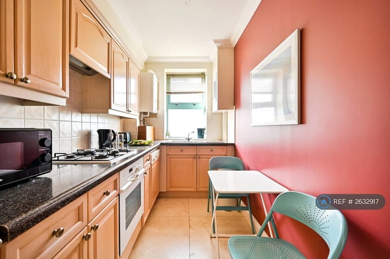 2 bedroom flat in Shoot Up Hill, London, NW2 (2 bed) (#2632917)