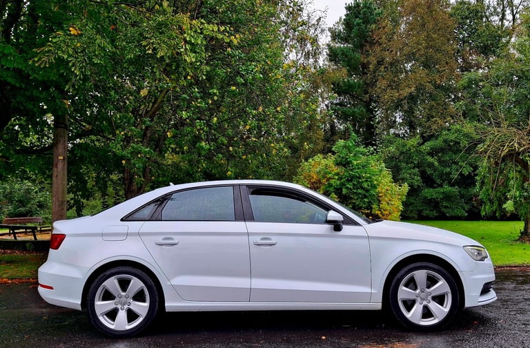 Audi, A3, Saloon, 2015, Semi-Auto, 1598 (cc), 4 doors