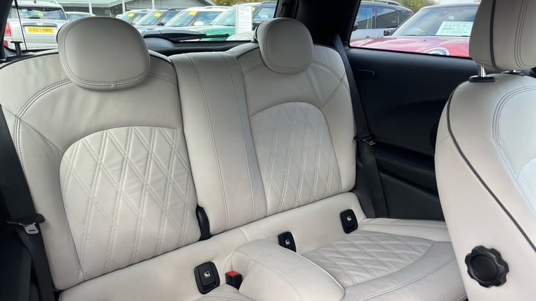 2021 MINI Hatch 1.5 Cooper Exclusive 3dr Auto Hatchback Petrol Automatic