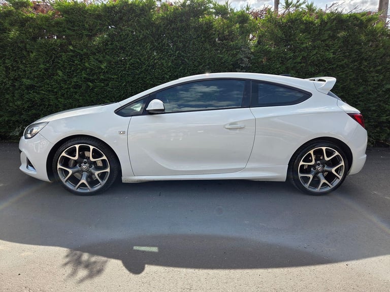 VAUXHALL ASTRA GTC 2.0 T VXR 2016