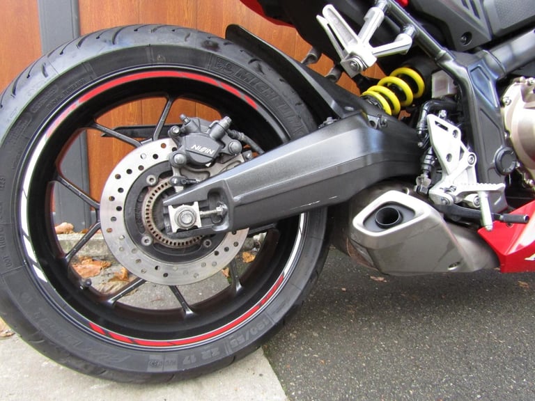 HONDA CBR 650R* ONE OWNER FROM NEW * 7800 MILES * JUST HAD TYRES AND PADS *