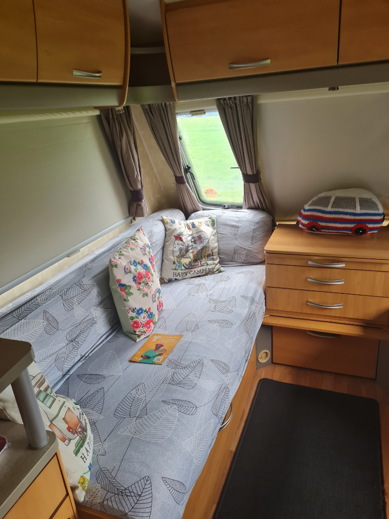 Swift charisma 560 caravan 