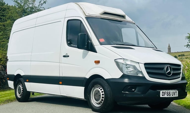 2016 Mercedes-Benz Sprinter 3.5t BlueEFFICIENCY Van PANEL VAN Diesel Manual