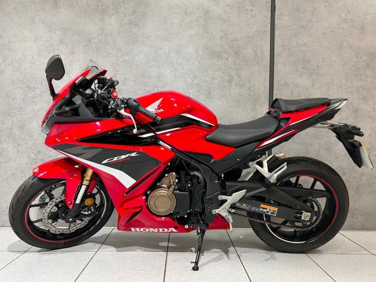 2024 Honda CBR500R - 2276 miles - 1 OWNER!