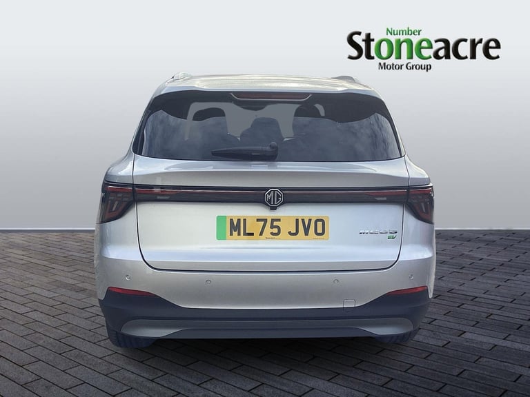 2025 MG MGS5 64kWh Trophy Long Range SUV 5dr Electric Auto (231 ps) HATCHBACK Electric Automatic