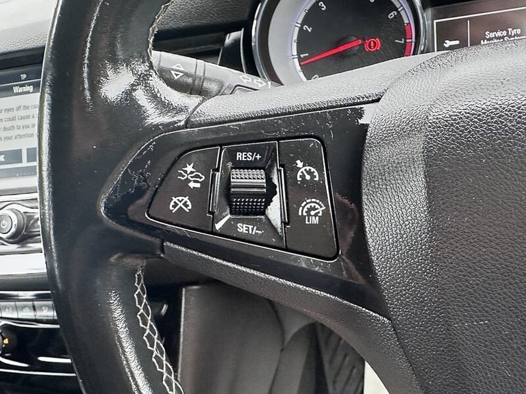 2016 Vauxhall Astra i SRi Hatchback Petrol Manual