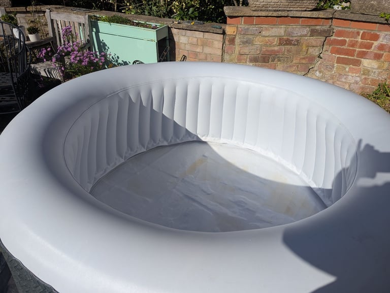 image for Aqua spirit 6 person inflatable hot tub
