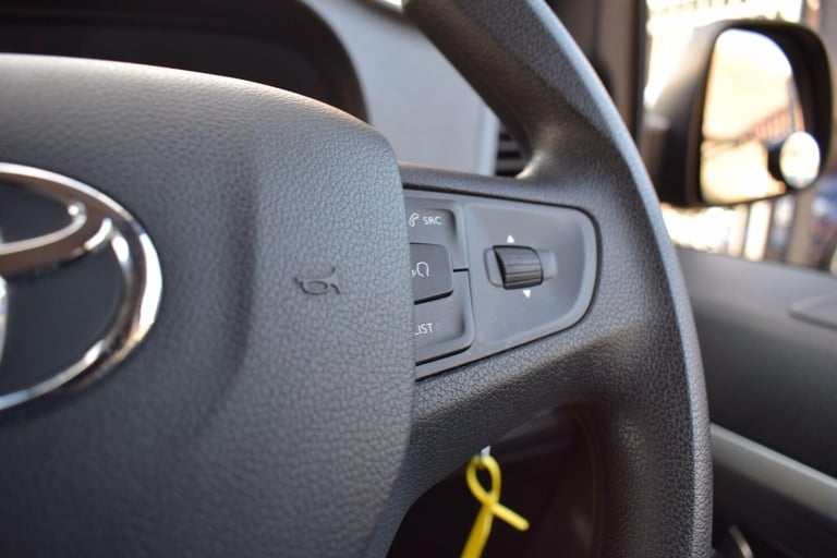 2022 Toyota PROACE CITY Verso 1.5D Shuttle Medium MPV MWB Euro 6 (s/s) 5dr (9 Seat) MPV Diesel Ma...