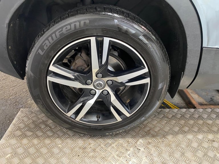  Volvo XC40 2.0 D3 R-Design Auto Euro 6 (s/s) 5dr Diesel Automatic