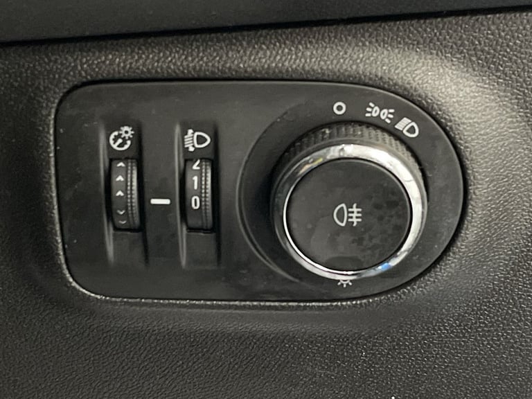 2019 Vauxhall Adam 1.2i Griffin Hatchback 3dr Petrol Manual Euro 6 (70 ps) - AA INSPECTED Hatchba...