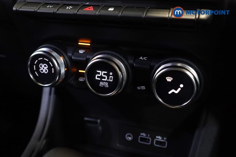 2023 Renault Captur 1.6 E-Tech Plug-in hybrid 160 Techno 5dr Auto SUV Hybrid Automatic