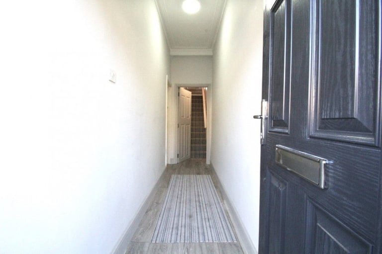 Hane Estate Agents offer a stylish, newly refurbished one-bedroom flat on the first floor. 