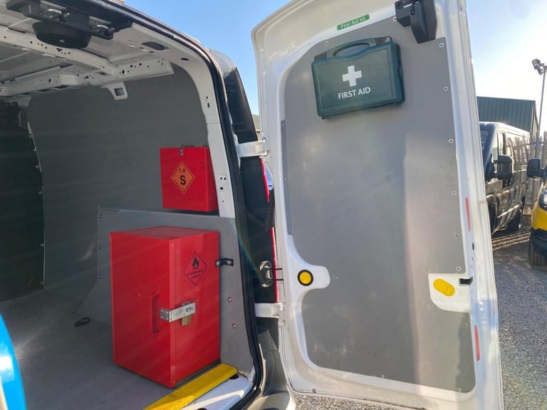 2018 Ford Transit Connect 1.5 TDCi 220 Panel Van 5dr Diesel Manual L1 H1 (124 g/km, 99 bhp) PANEL...