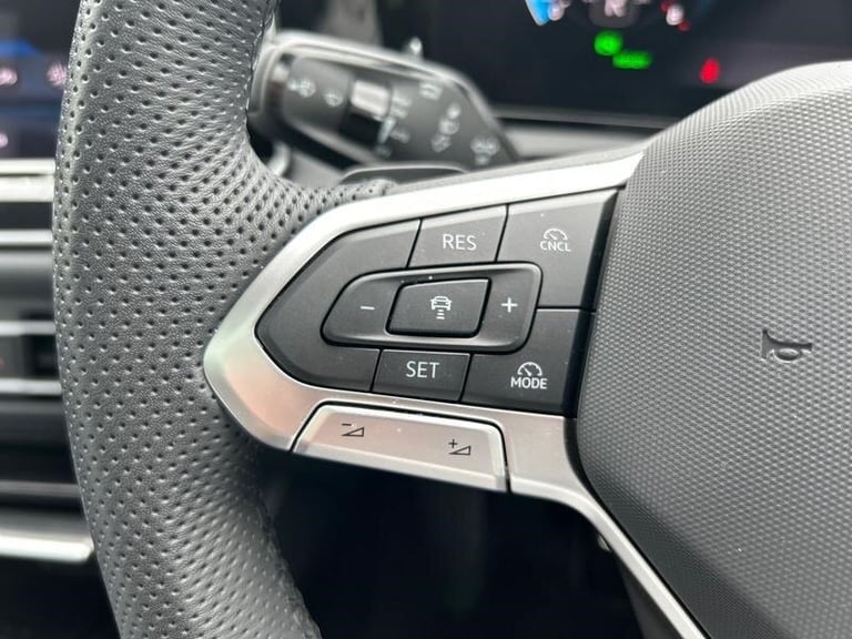 2024 Volkswagen Tiguan 1.5 eTSI (150ps) R-Line DSG Automatic SUV Hybrid Automatic