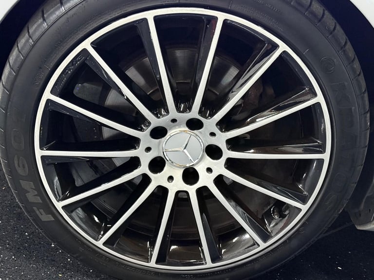 2010 Mercedes-Benz E Class 3.0 E350 CDI V6 BlueEfficiency Avantgarde G-Tronic Euro 5 5dr ESTATE D...