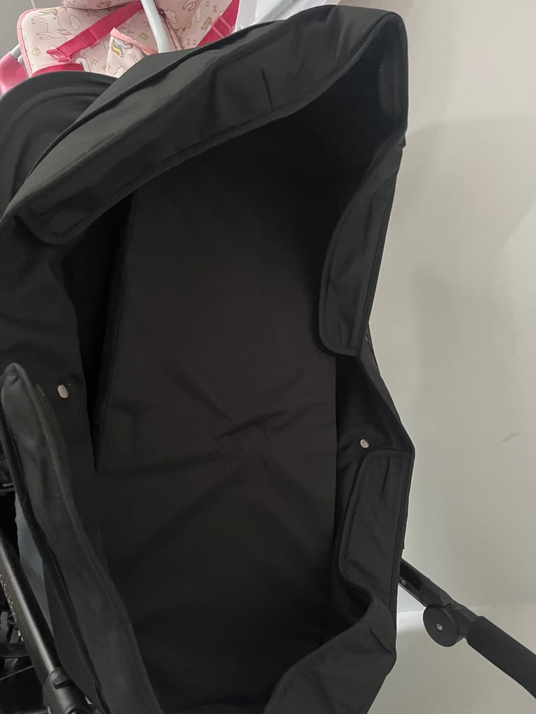 Ickle bubba travel system 