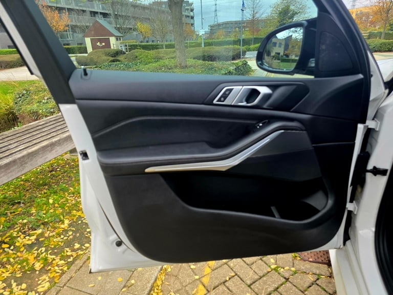 2020 BMW X5 xDrive30d MHT M Sport 5dr Auto 7 SEATER SUV HPI CLEAR 28K MILES ESTATE Diesel Automatic