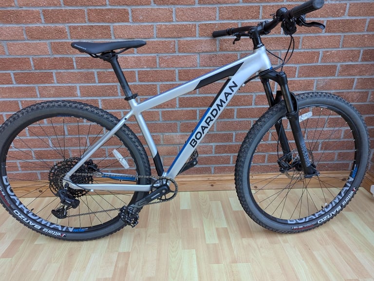 image for Men's Boardman MHT 8.8 Hard tail Mountain Bike medium