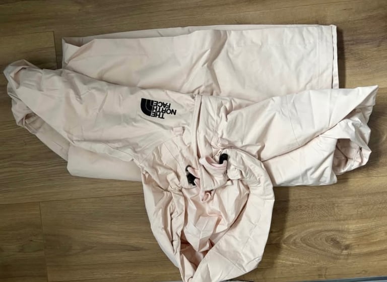 North Face Rain Jacket L (12.14)