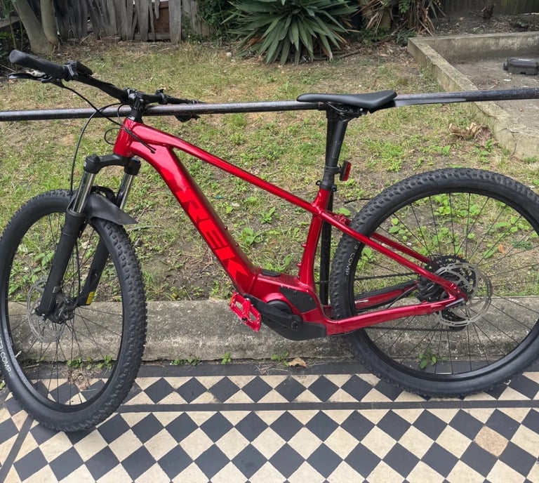 image for TREK Marlin 6+ 2024 - Medium Frame - E Bike