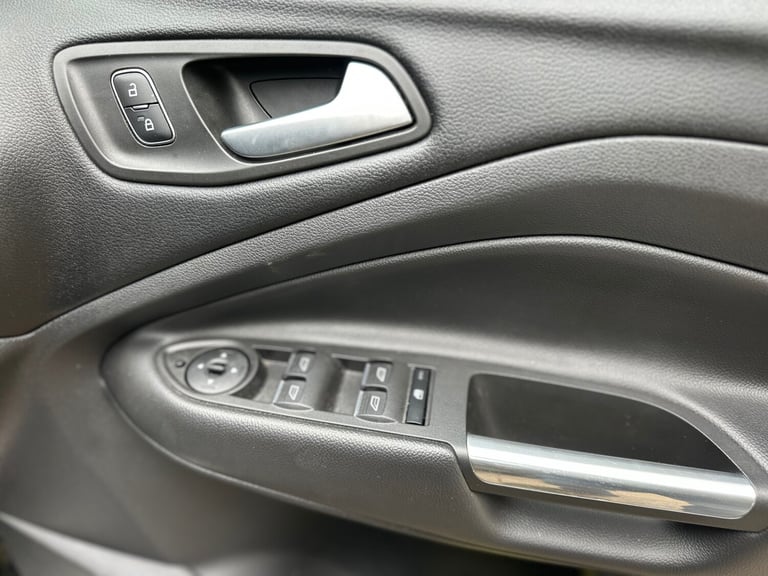 2019 Ford Kuga 1.5 EcoBoost 176 ST-Line 5dr Auto HATCHBACK Petrol Automatic