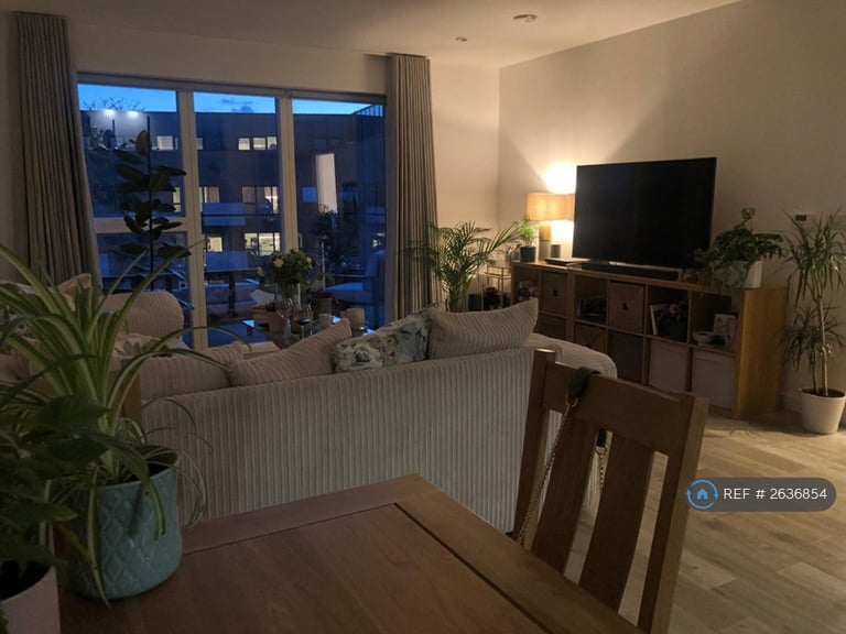 image for 2 bedroom flat in Station Approach, London, SE26 (2 bed) (#2636854)