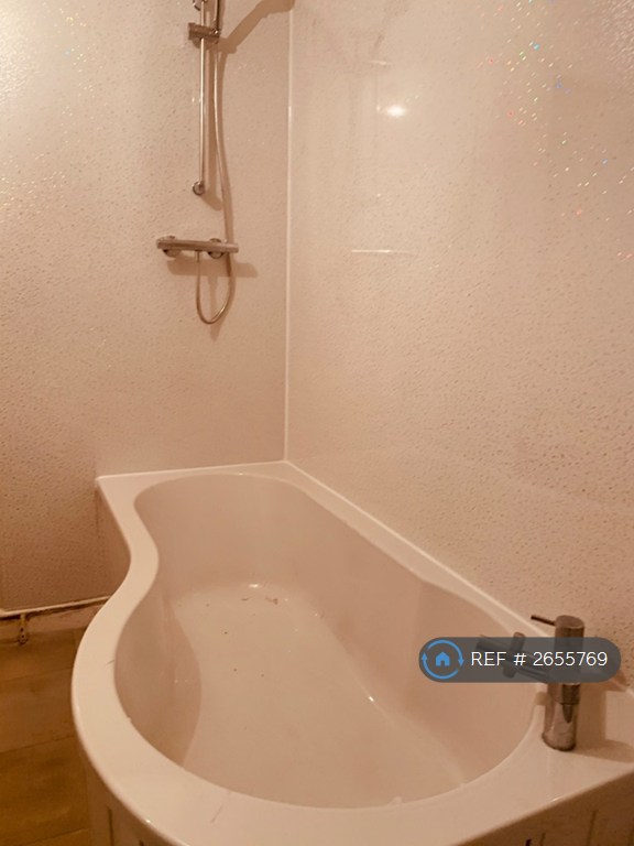 3 bedroom house in Wennington Road, Rainham, RM13 (3 bed) (#2655769)