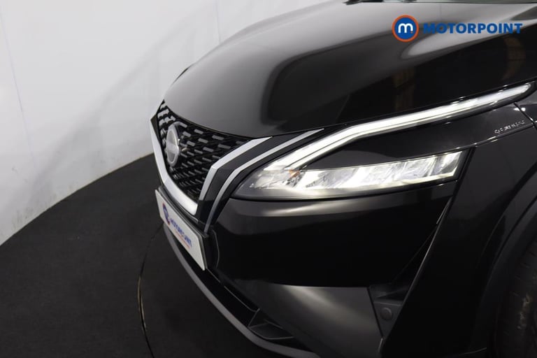 2022 Nissan Qashqai 1.3 DiG-T MH 158 Acenta Premium 5dr Xtronic SUV Petrol Automatic