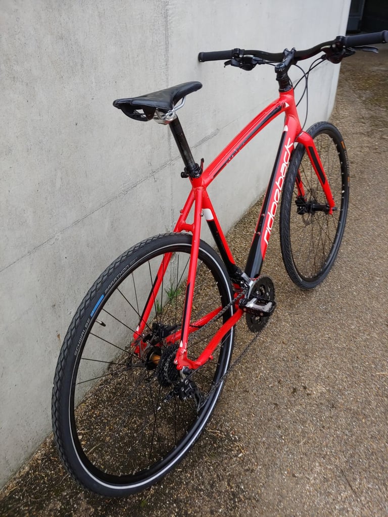 Ridgeback Flight 2 hybrid bike in v ery good condition.