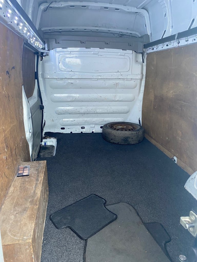 Vauxhall, VIVARO, Panel Van, 2004, Manual, 1870 (cc)