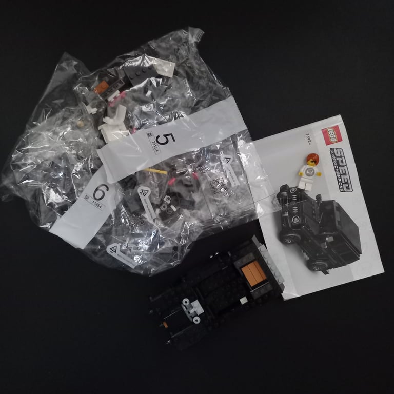 image for LARGE LEGO MERCEDES AMG G 63 SPEED CHAMPIONS