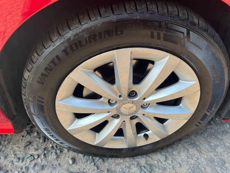 2014 Mercedes-Benz A-Class A180 BlueEFFICIENCY SE 5dr HATCHBACK Petrol Manual