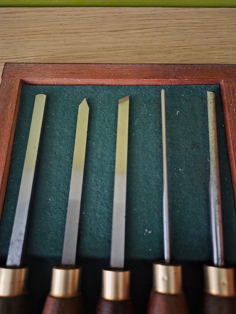 Set of five Crown micro mini woodturning chisels in wooden display box Axminster lathe wood turning