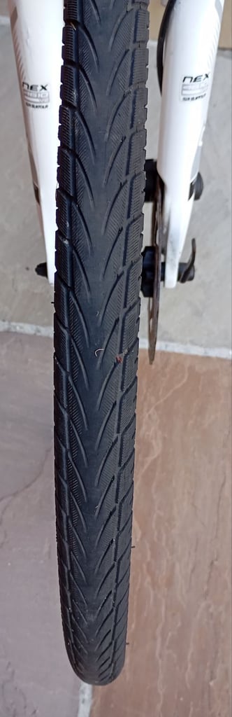 Marin Novato 29er Hybrid Commuter Bike (20.5 inch frame)