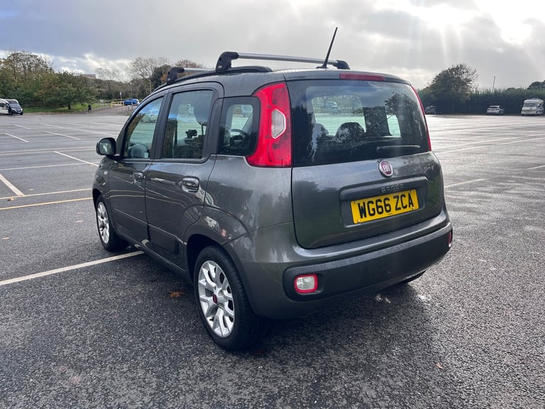 2017 Fiat Panda 1.2 Lounge Hatchback 5dr Petrol Manual Euro 6 (69 bhp) Petrol