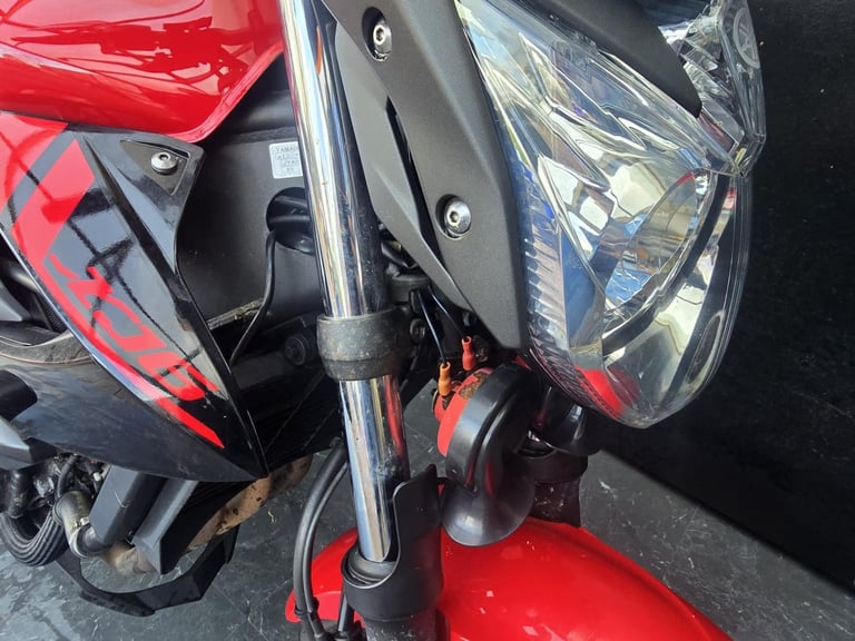 YAMAHA XJ6 N ABS PROJECT BIKE HPI CLEAR