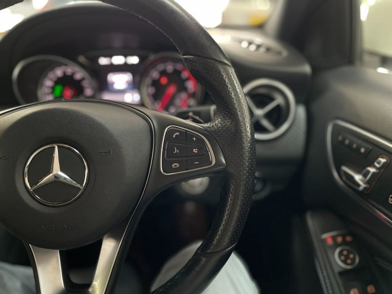 2017 Mercedes-Benz A-Class 2.1 A200d Sport (Premium Plus) Hatchback 5dr Diesel 7G-DCT Euro 6 (s/s...