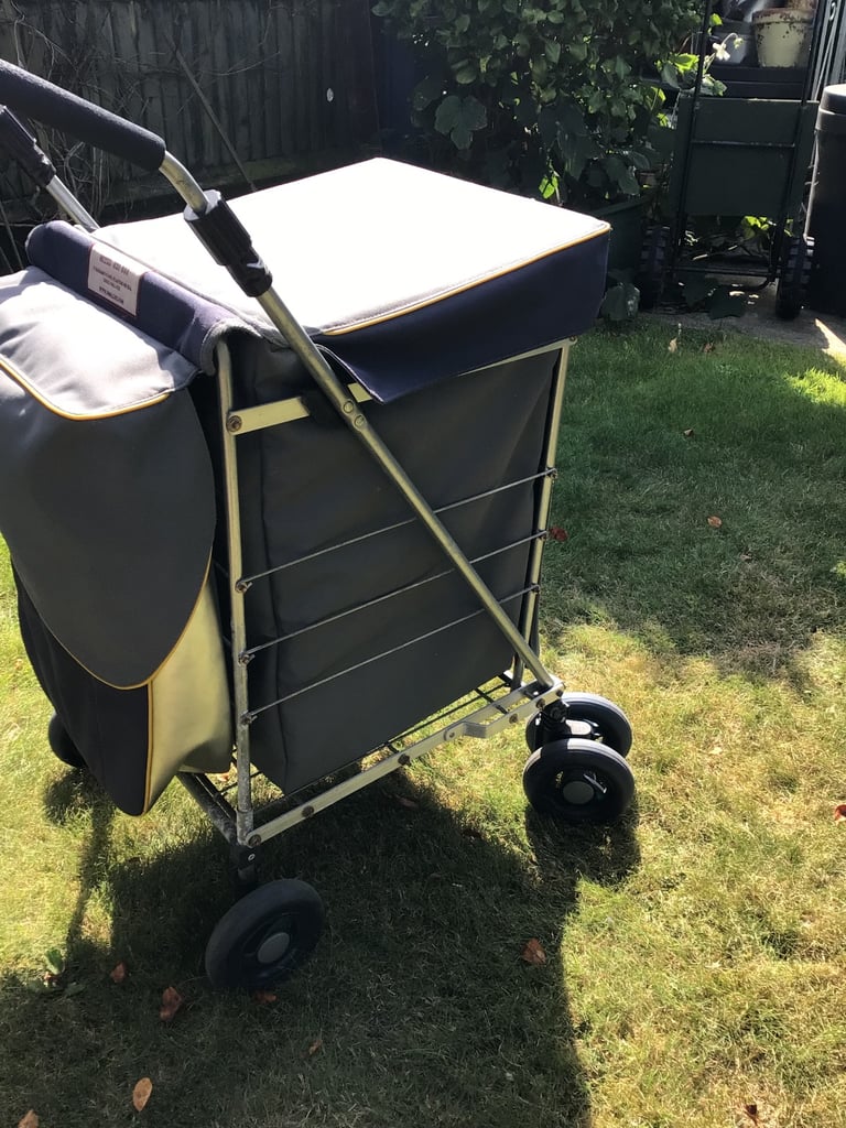 Sholley shopping trolley