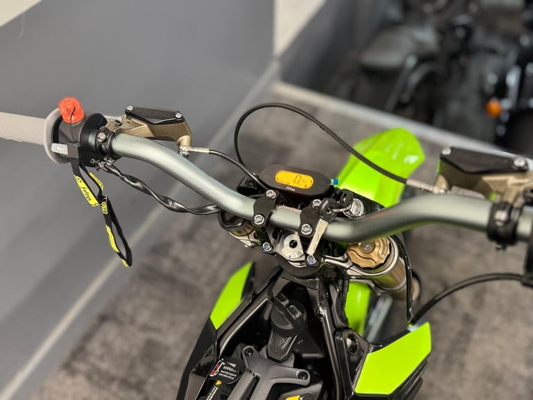 BRAND NEW SURRON HYPER BEE SUR RON 50.4V 14/12/ BIG WHEEL- 