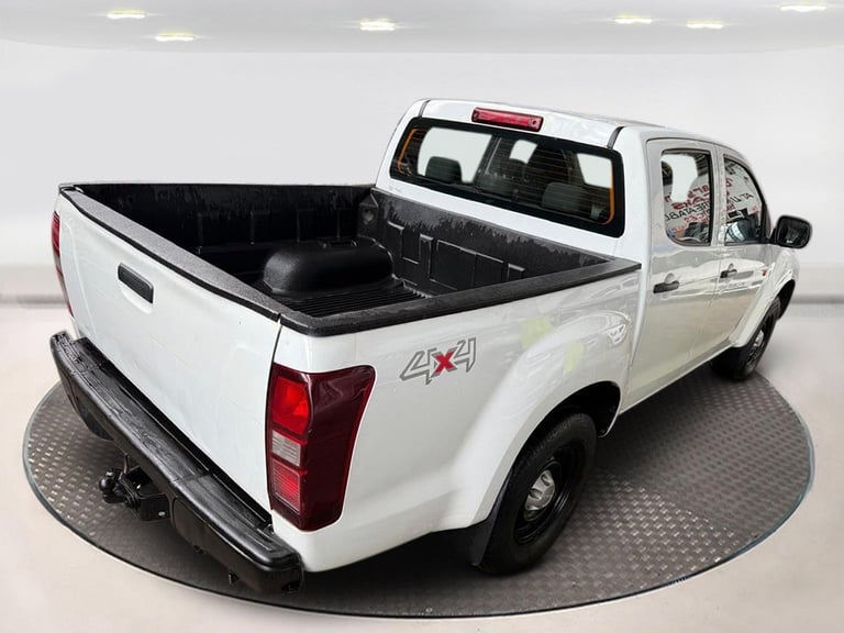 ISUZU D-MAX ISUZU 2.5 TD MANUAL MONSTER 5 2014