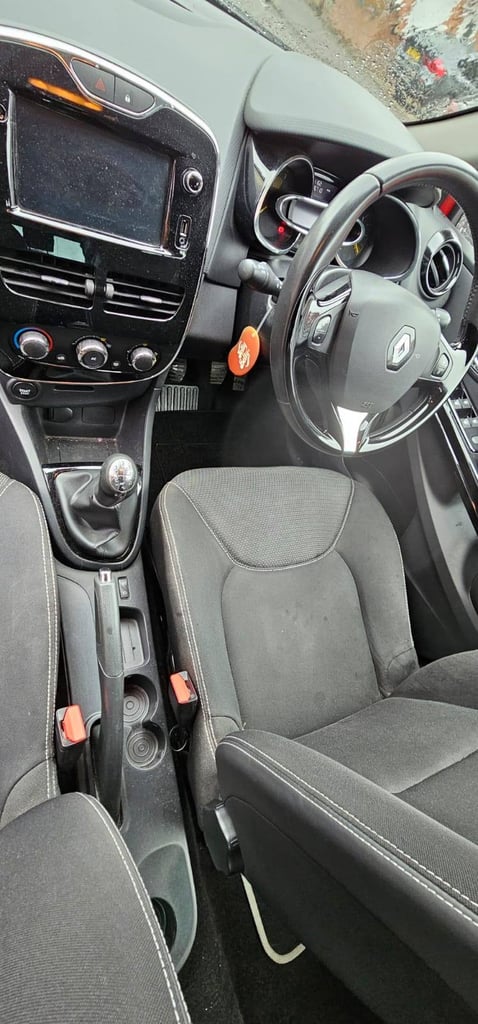Renault, CLIO, Hatchback, 2014, Manual, 898 (cc), 5 doors
