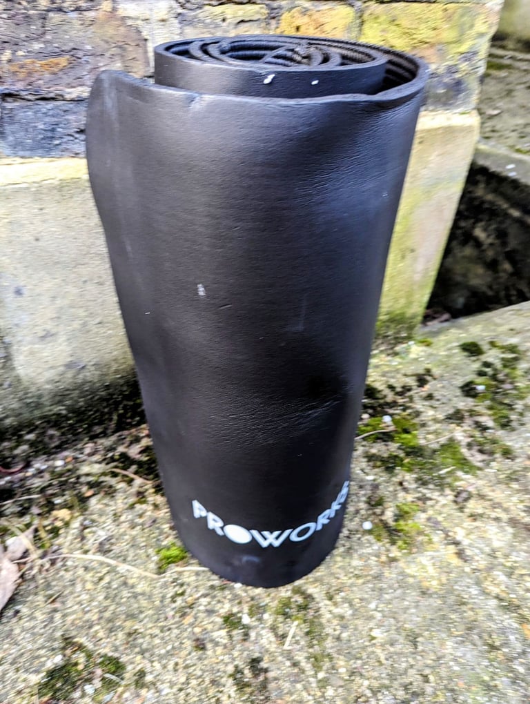 VARIOUS YOGA MATS/YOGA EQUIPMENT