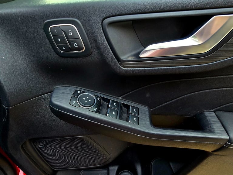 2024 Ford Kuga 2025/74 PLUG-IN HYBRID PCO QUALIFY Active 5K EXTRAS S.U.V  HATCHBACK Petrol Parall...