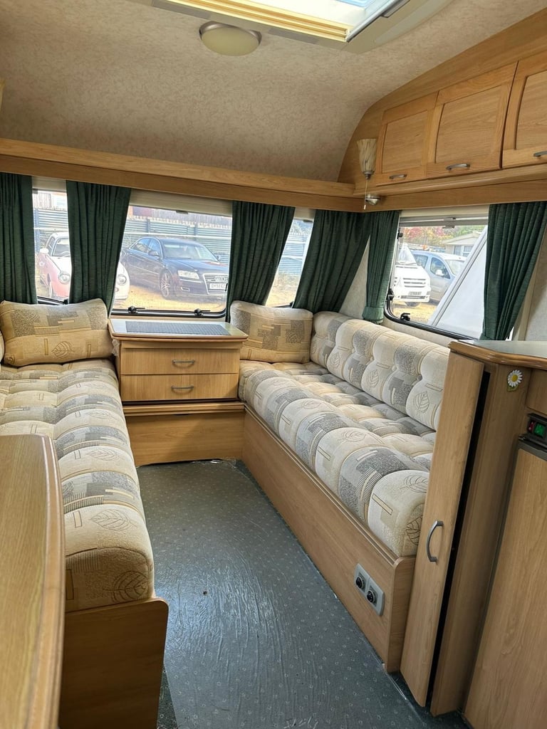 2003 Lunar solar 2 berth with motor mover 